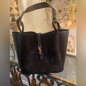 EUC black tote bag.